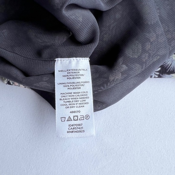 LOFT large spaghetti strap floral top - Picture 7 of 7